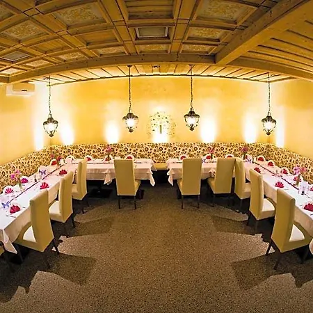 Hotel Restaurant Meyer 3*